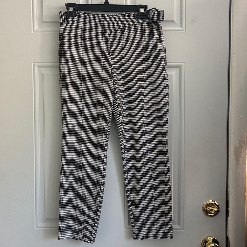 Express Black/White Houndstooth Print Columnist Mid-rise Ankle Pants, Size 2